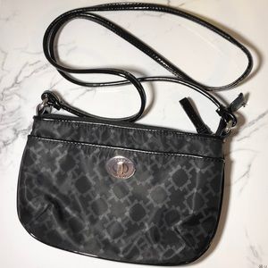 Tommy Hilfiger crossbody purse